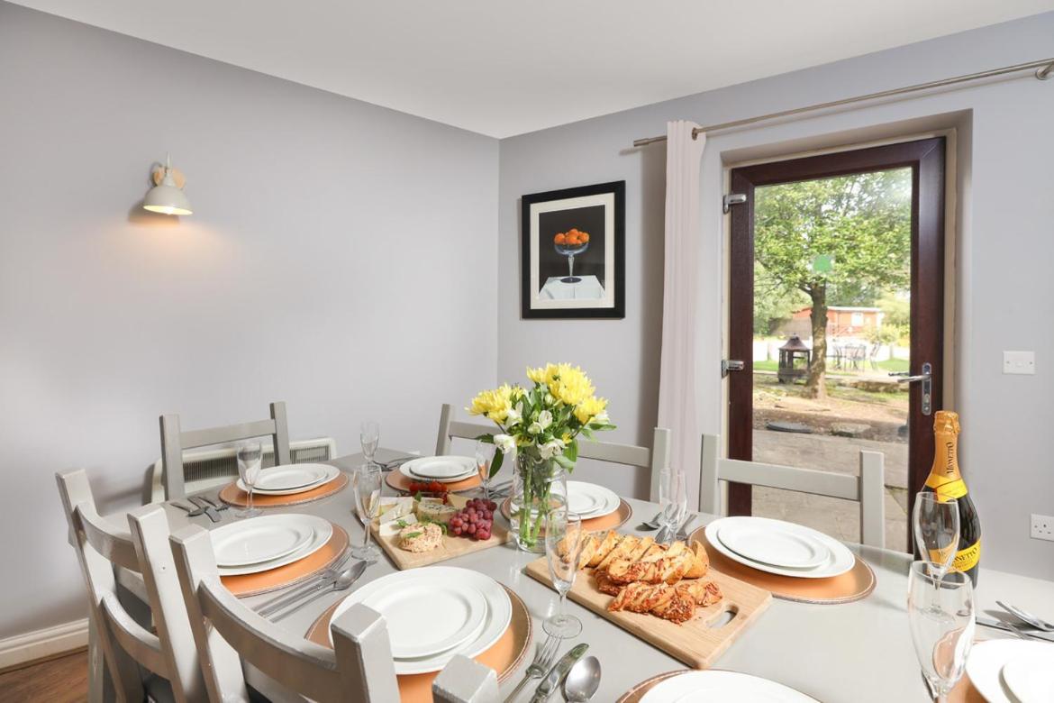 Hopton Cottage - Darwin Lake Holiday Village Matlock  Esterno foto